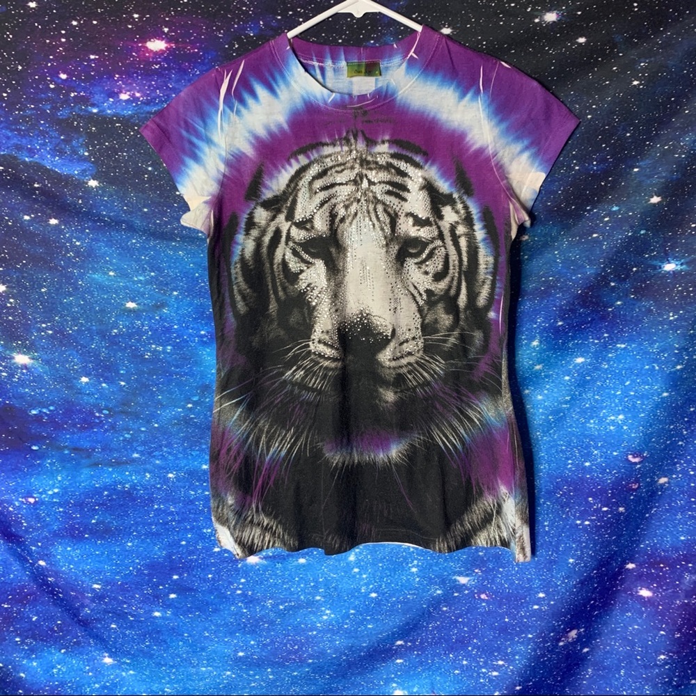 San Joy- White Tiger Purple Cap Sleeve Tee